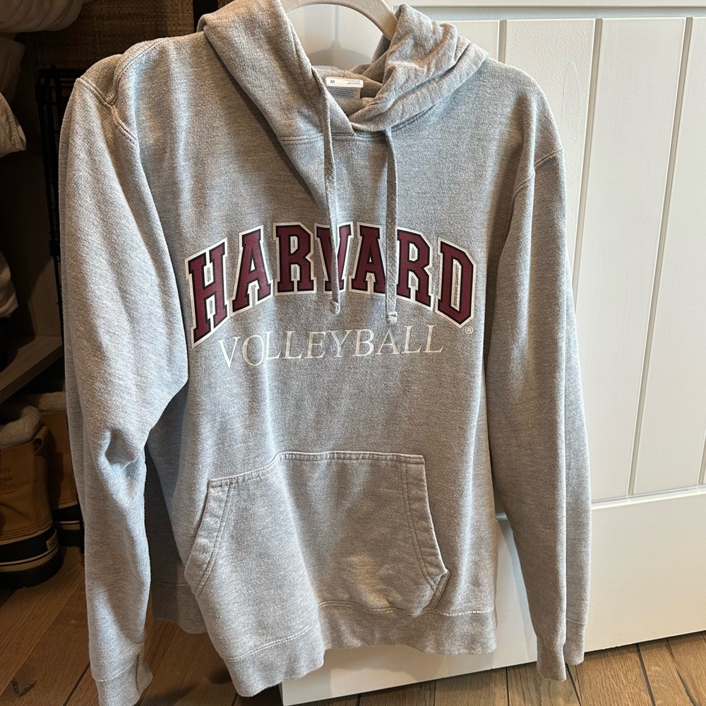 Harvard Volleyball Sweatshirt Medium